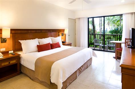 The Reef Coco Beach Resort - Playa Del Carmen - Reef Coco Beach All ...