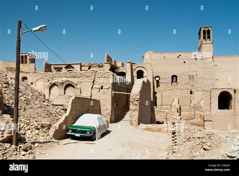 old town of yazd in iran Stock Photo - Alamy