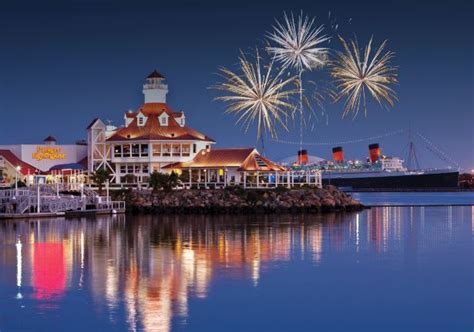 Celebrate July 4th at Parkers’ Lighthouse! | Parkers' Lighthouse