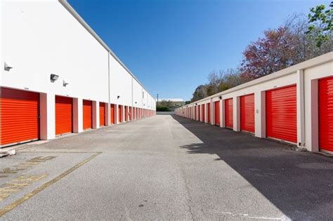 Davie, FL, Self-Storage Units Near 3700 S University Dr | Public Storage®