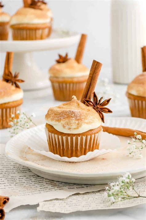 Pumpkin Spice Cupcakes with Cream Cheese Frosting | Gluten Free + No ...