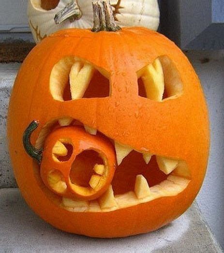 De 11 leukste zelfmaakideetjes om pompoenen uit te snijden voor Halloween! | Pumpkin carving ...