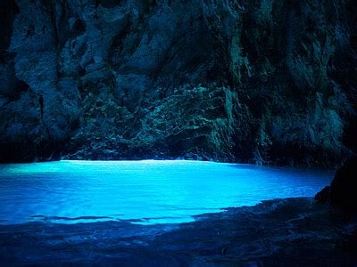 10 Amazing Caves in Europe (From Popular Spots to Hidden Treasures) - A ...