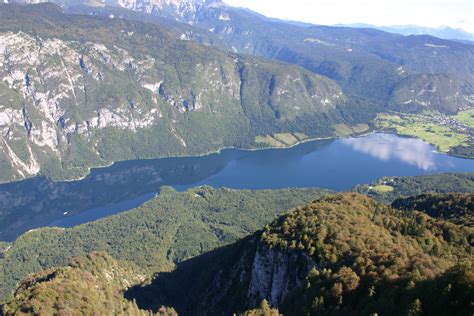 File:Lake Bohinj.jpg - Wikipedia