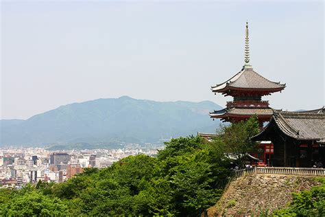 Kyoto Skyline | The skyline of Kyoto viewed from Kiyomizu-de… | Garret Nuzzo-Jones | Flickr