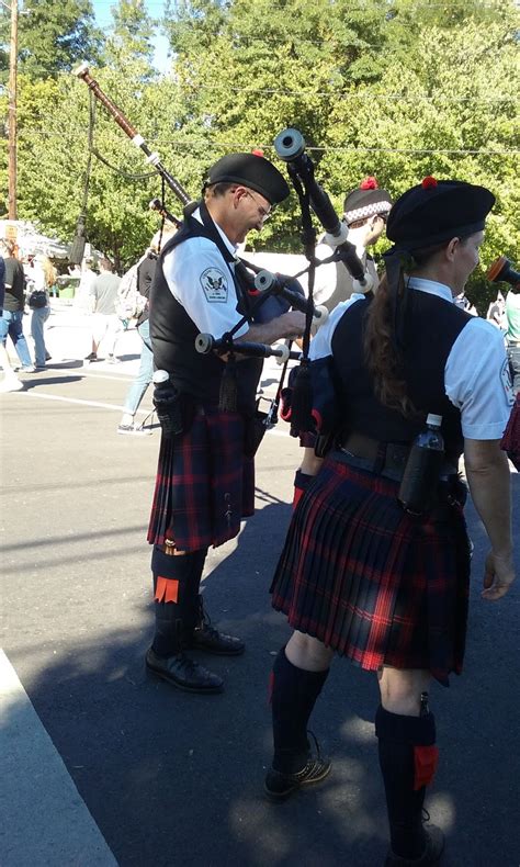 Lehigh Valley Ramblings: Celtic Classic Bagpiper Fixes Wheelchairs, Too!