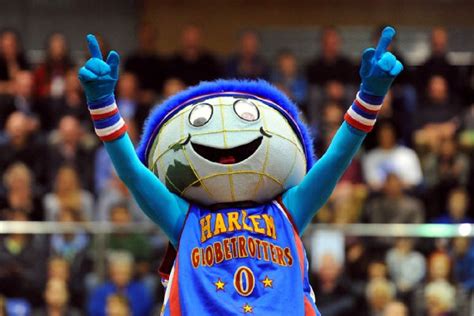 Harlem Globetrotters mascot Big G stolen from team's bus in Vancouver