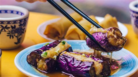 17 Best Chinatown, Montreal Restaurants to Dig into Tonight