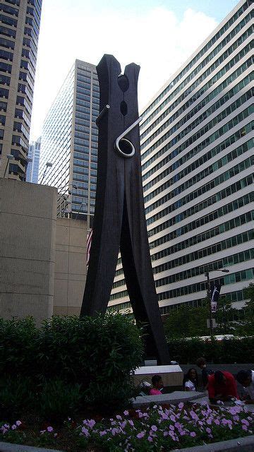 Claes Oldenburg Sculptures, Bio, Ideas | TheArtStory