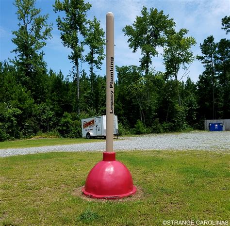 Giant Toilet Plunger (New Bern, NC) | Strange Carolinas: The Travelogue ...