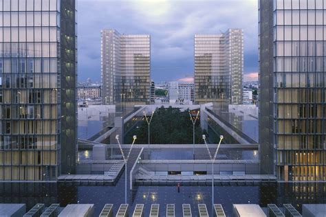 BIBLIOTECA NACIONAL DE FRANCIA | Biblioteca nacional de francia, Francia, Arquitectura