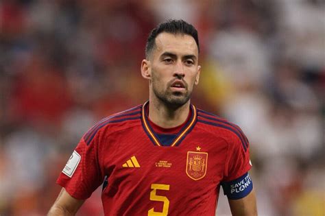 Spain midfielder Sergio Busquets announces international retirement - The Athletic