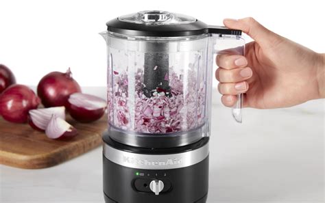 How to Chop, Dice, Slice and Mince Onions in a Food Processor | KitchenAid