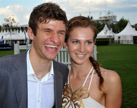 Love is an Escape ♥: Thomas Müller and His Wife Lisa