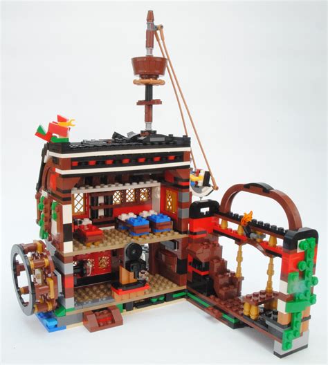 LEGO 31109 Creator 3-in-1 Pirate Ship alternate models review | Brickset