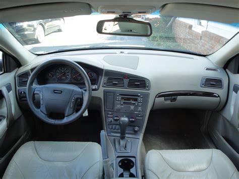 2001 Volvo V70 - Interior Pictures - CarGurus