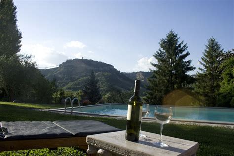 Villa with pool in civita di bagnoregio OFFER FOR THE FIRST 10 DAYS OF ...