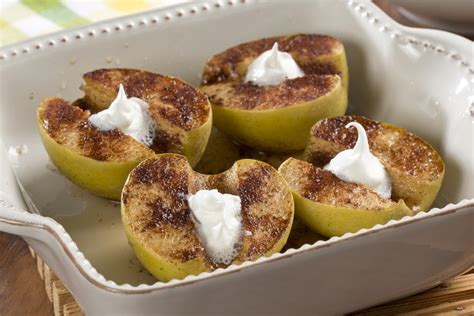 Old-Fashioned Baked Apples | EverydayDiabeticRecipes.com