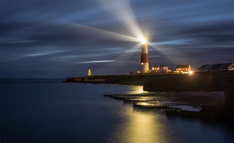 Download England Light Night Coast Man Made Lighthouse HD Wallpaper