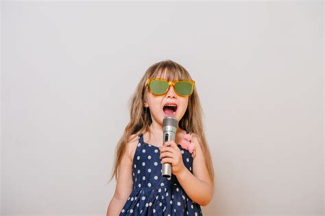 The best karaoke songs for kids the whole fam will love | Best karaoke songs, Karaoke songs ...