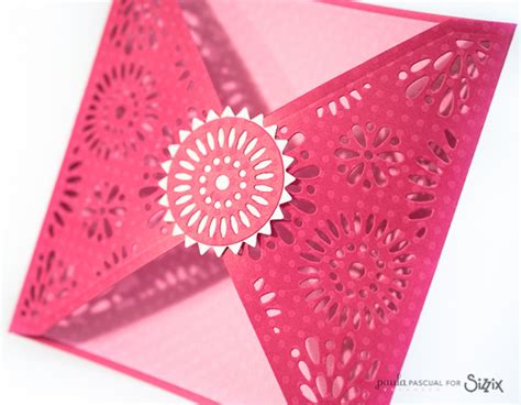 Paula Pascual: Sizzix | New tutorial make a card using the envelope die