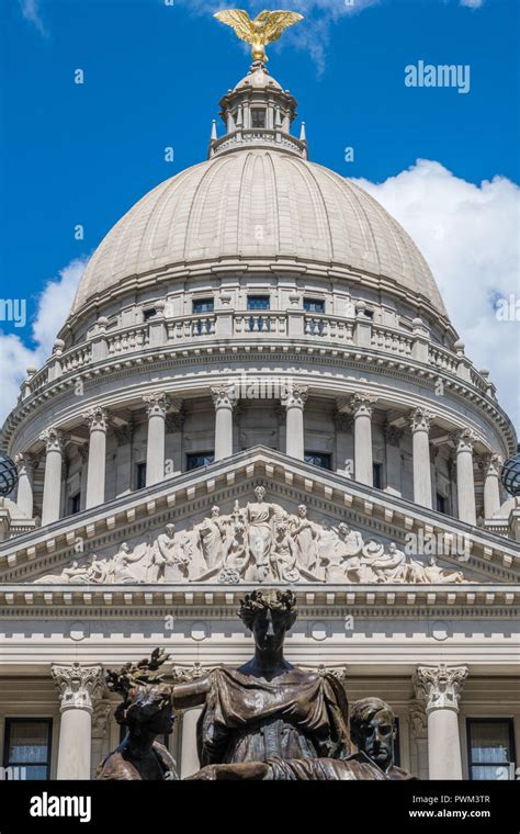 Mississippi State Capitol building, designed by Cass Gilbert Stock Photo - Alamy