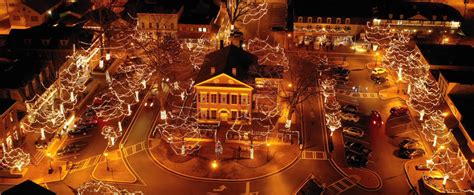 Christmas In This Georgia Town Looks Like Something From A Hallmark ...