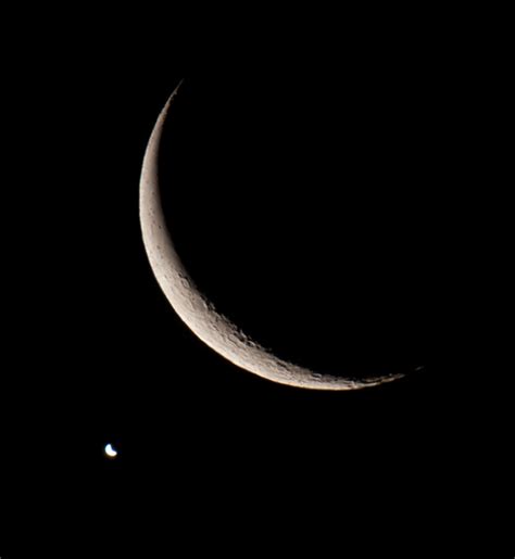 Crescent Moon, Crescent Venus - photo by Sam Rua : r/space