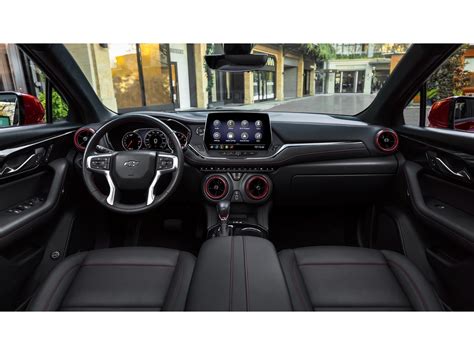 2025 Chevrolet Blazer: 92 Interior Photos | U.S. News