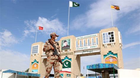 Pakistan Reopens Key Border Crossing With Afghanistan