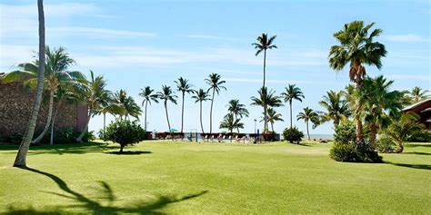 Beachfront Condo Hotel | Molokai Shores | Castle Resorts