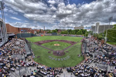 Vanderbilt University Vanderbilt Baseball Field - Merteberte