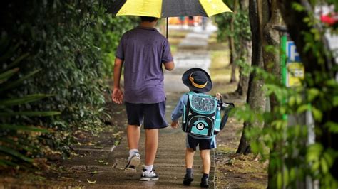 Wet weather ahead for Queensland as BOM forecasts unseasonable ...