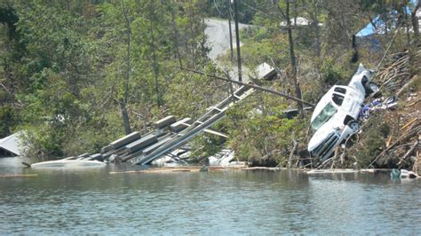 greenQuilts: Tornado Damage at Lake Martin