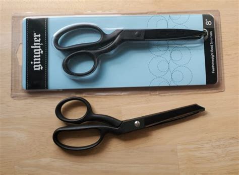 Gingher Lightweight Scissors | themakerysewing.com