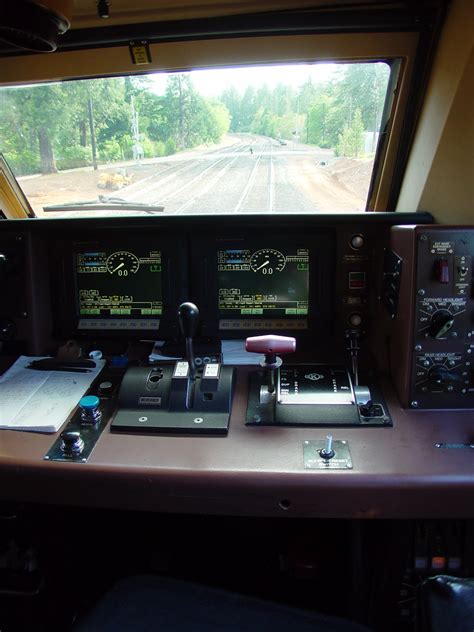 Milepost 154: A Train Blog: Inside an Amtrak GE P42DC Locomotive