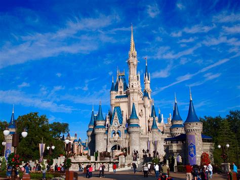 Orlando: Disney World’s Magic Kingdom | Travel on the Side