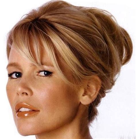 Celebrities Hairstyles: Claudia Schiffer Hairstyles 2017