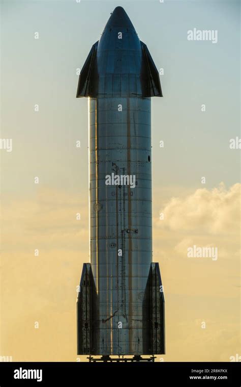 SpaceX Starship SN15 Stock Photo - Alamy