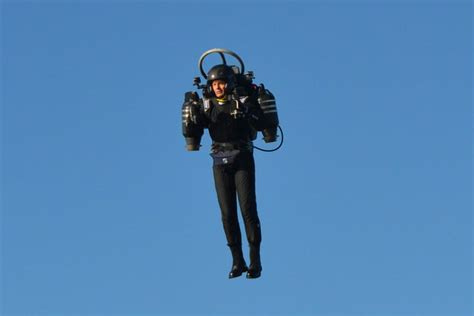 Man in Jetpack Flies into LAX Flight Path Again, This Time at 6,000 ...