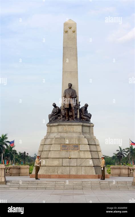 The Rizal Monument in Luneta, Manila Stock Photo - Alamy