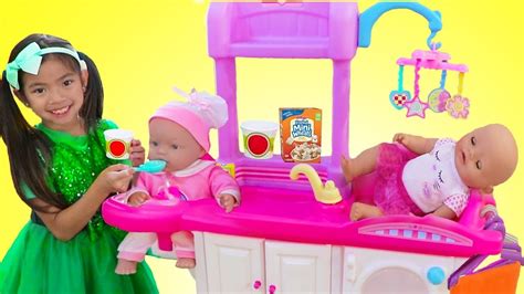 Emma Pretend Play Babysitting Cry Baby Dolls w/ Nursery Playset Girl ...