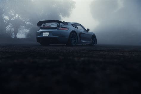 Porsche Cayman GT4 RS | Behance