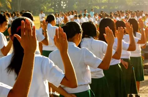 Panunumpa sa Watawat: Panatang Makabayan | Talambuhay ng mga Bayani ng ...