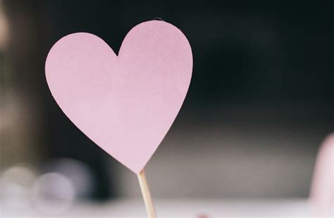 The Pink Heart Emoji is Finally Here and No One Is Happier Than Gen Z ...