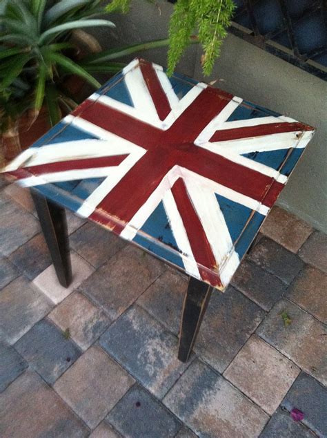 Union Jack Side Table - I need to make this! | Side table, Union jack, Etsy