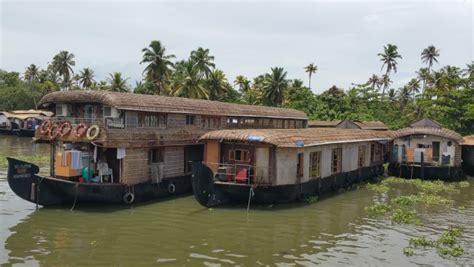 Top thing to do in Vembanad Lake (2023) | All about Vembanad Lake ...