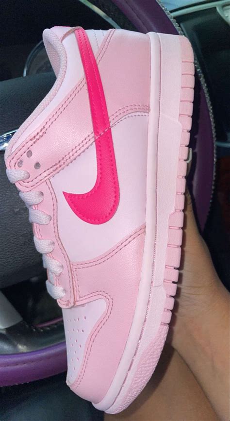 Nike Barbie Dunks💞 | Pink nike shoes, Nike shoes girls, Cute nike shoes