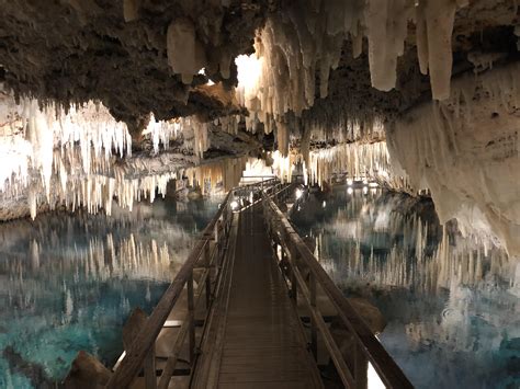 crystal cave in bermuda : r/Undergrounds