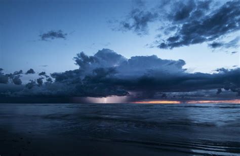 sea, Lightning, Clouds, Storm, Evening Wallpapers HD / Desktop and ...